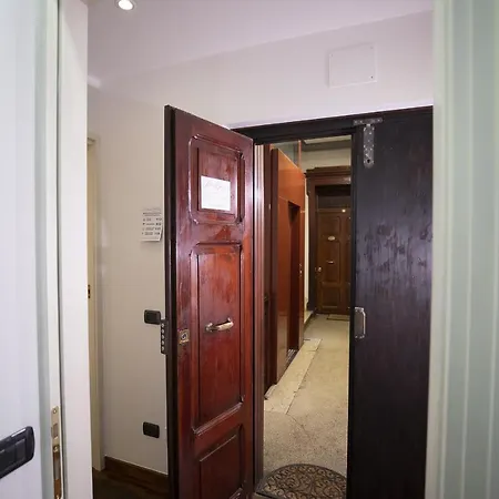 Like Romeo Apartment