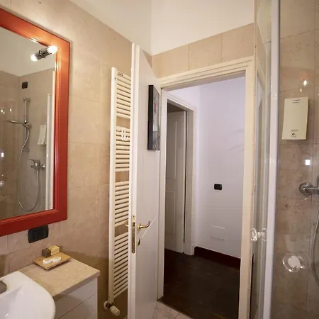 Like Romeo Apartment *