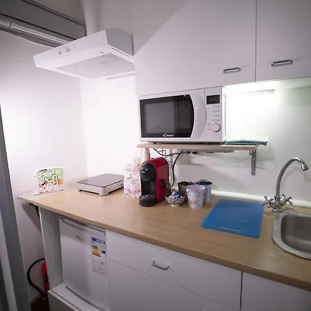 Like Romeo Apartment *