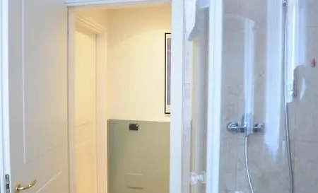 Apartment Like Romeo *