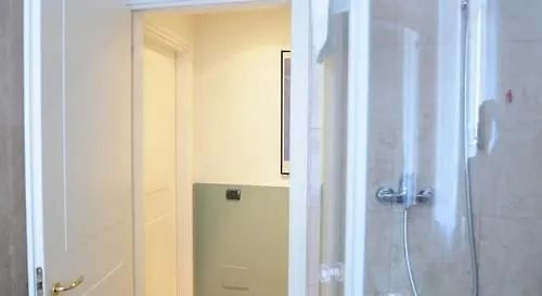 Apartment Like Romeo *