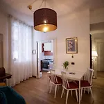 Apartment Like Romeo
