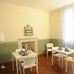 Apartment Like Romeo *