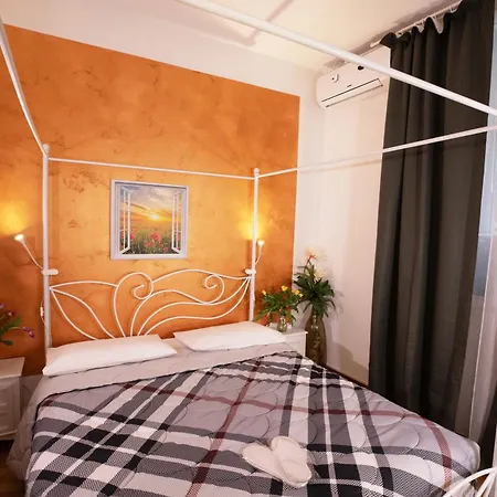 Like Romeo Apartmán *